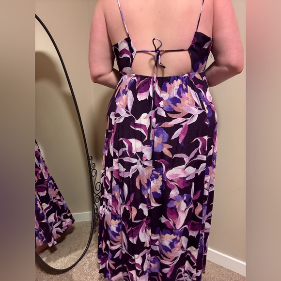 Reitmans Purple and White Floral Maxi Dress (Adjustable) - Picture 2 of 6